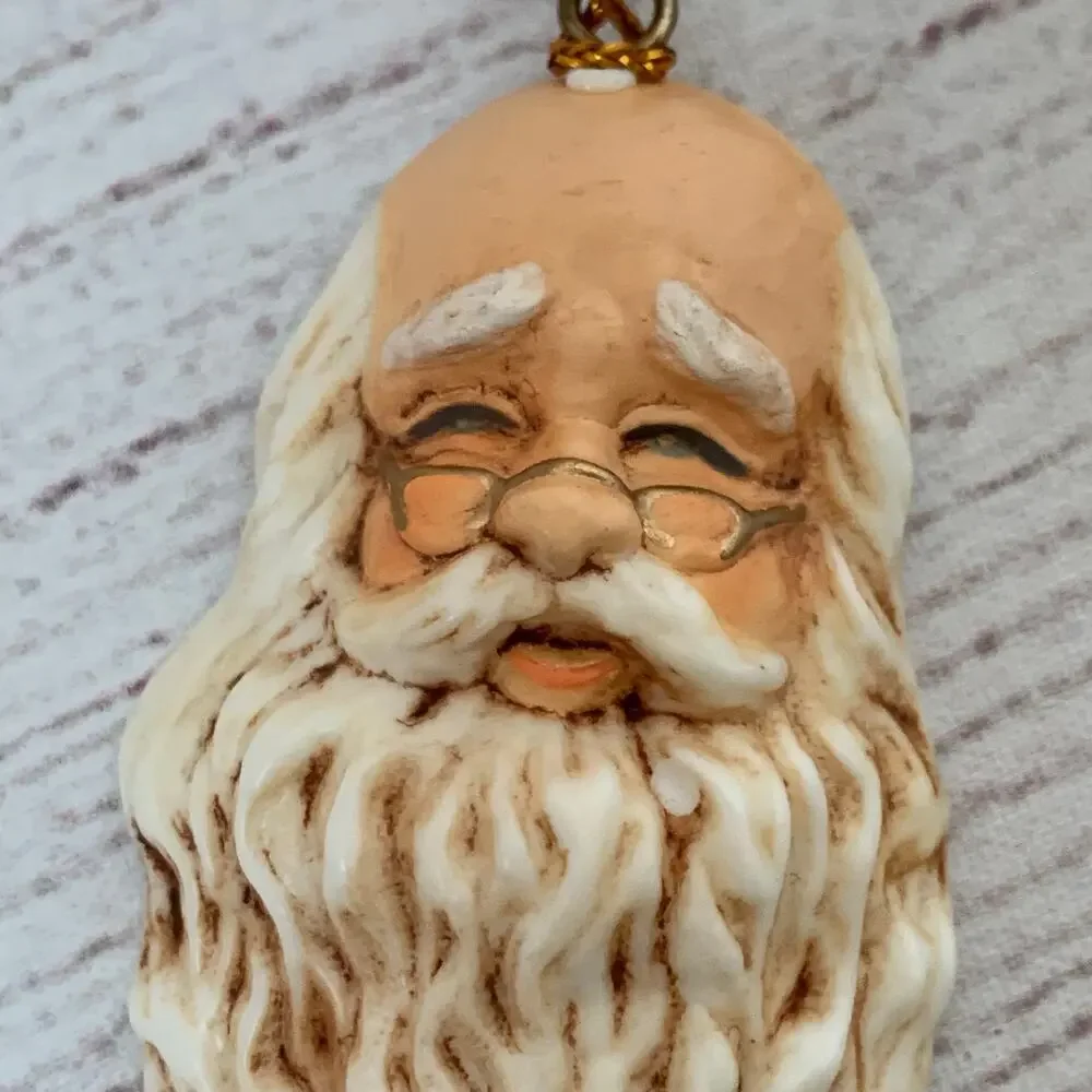 Santa Claus Face with Glasses Christmas Ornament and Magnet Plastic 2 5/8
